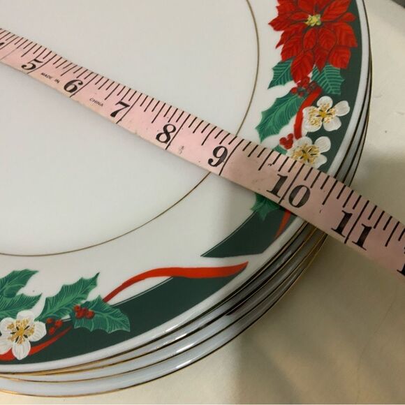 Tienshan DECK THE HALLS Set of 4 Dinner Plates Christmas Poinsettia Gold Rim - Picture 9 of 9